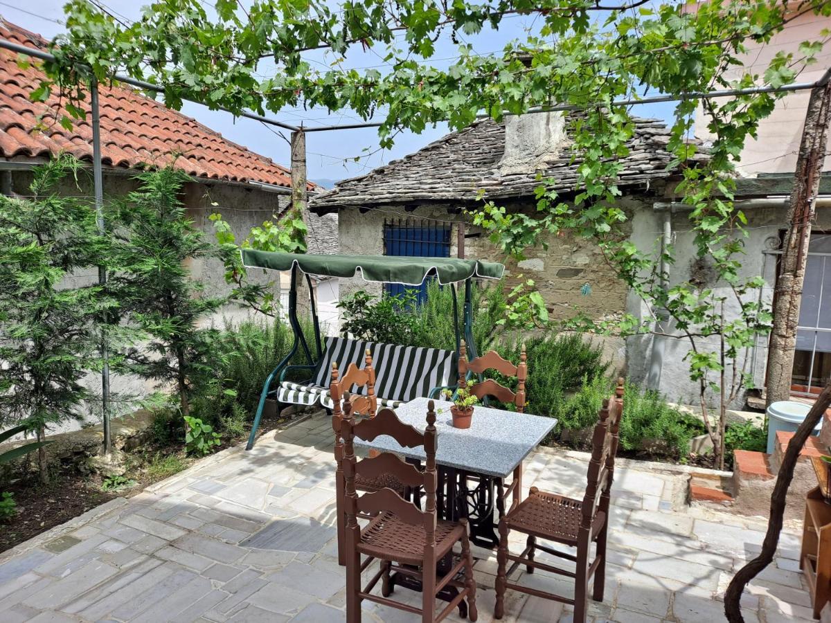 "Villa 70" Guesthouse Gjirokastër Exterior foto