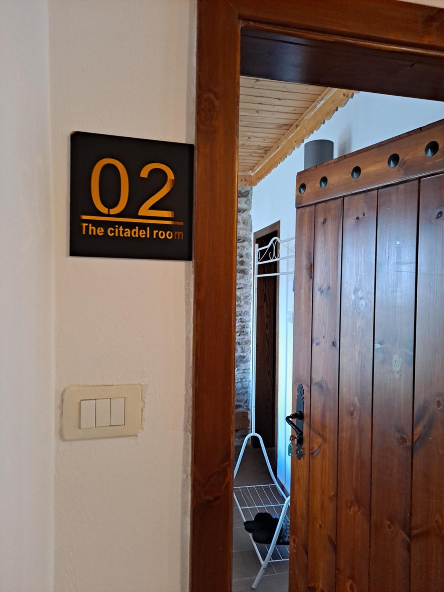 "Villa 70" Guesthouse Gjirokastër Exterior foto