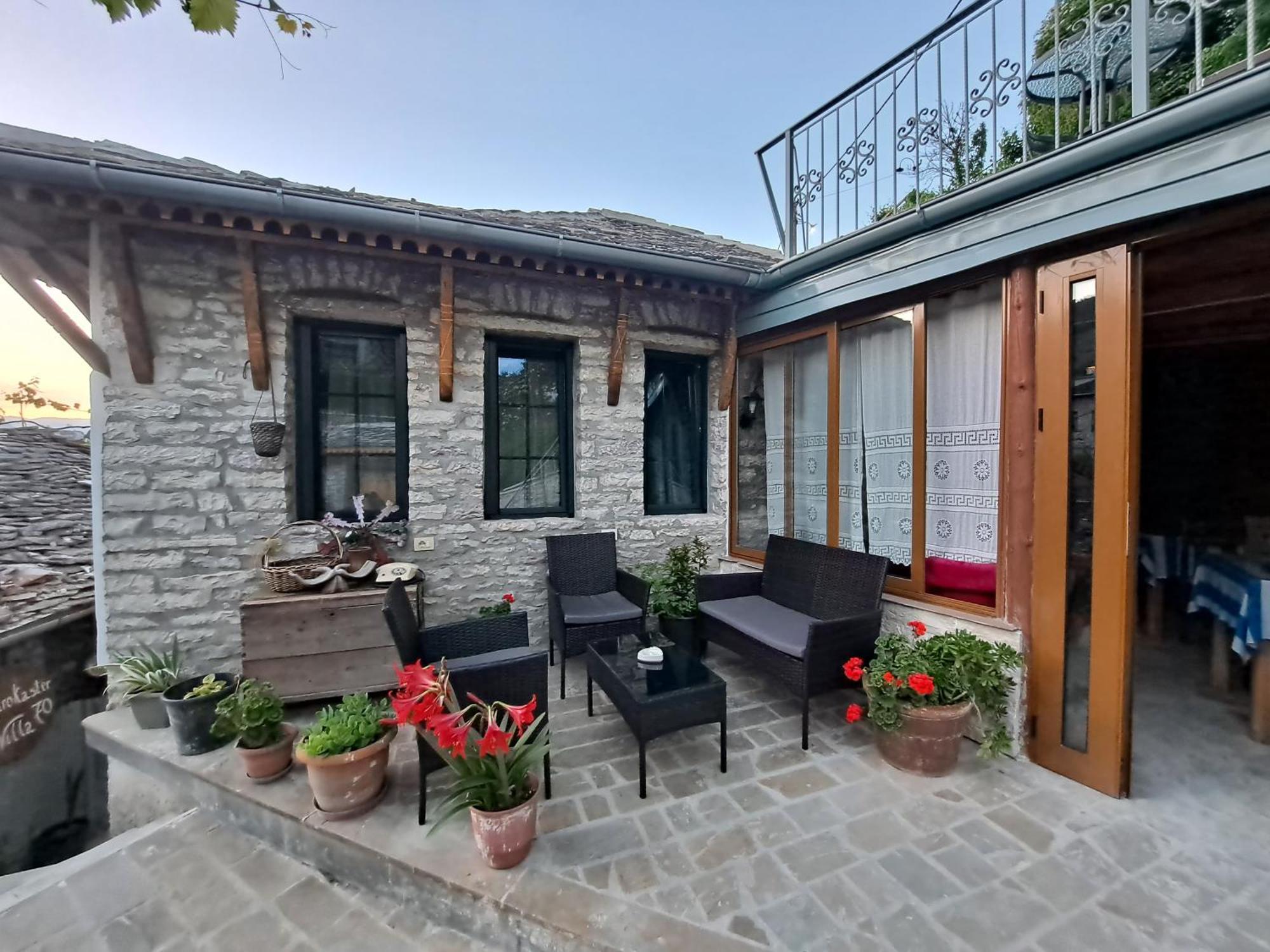 "Villa 70" Guesthouse Gjirokastër Exterior foto